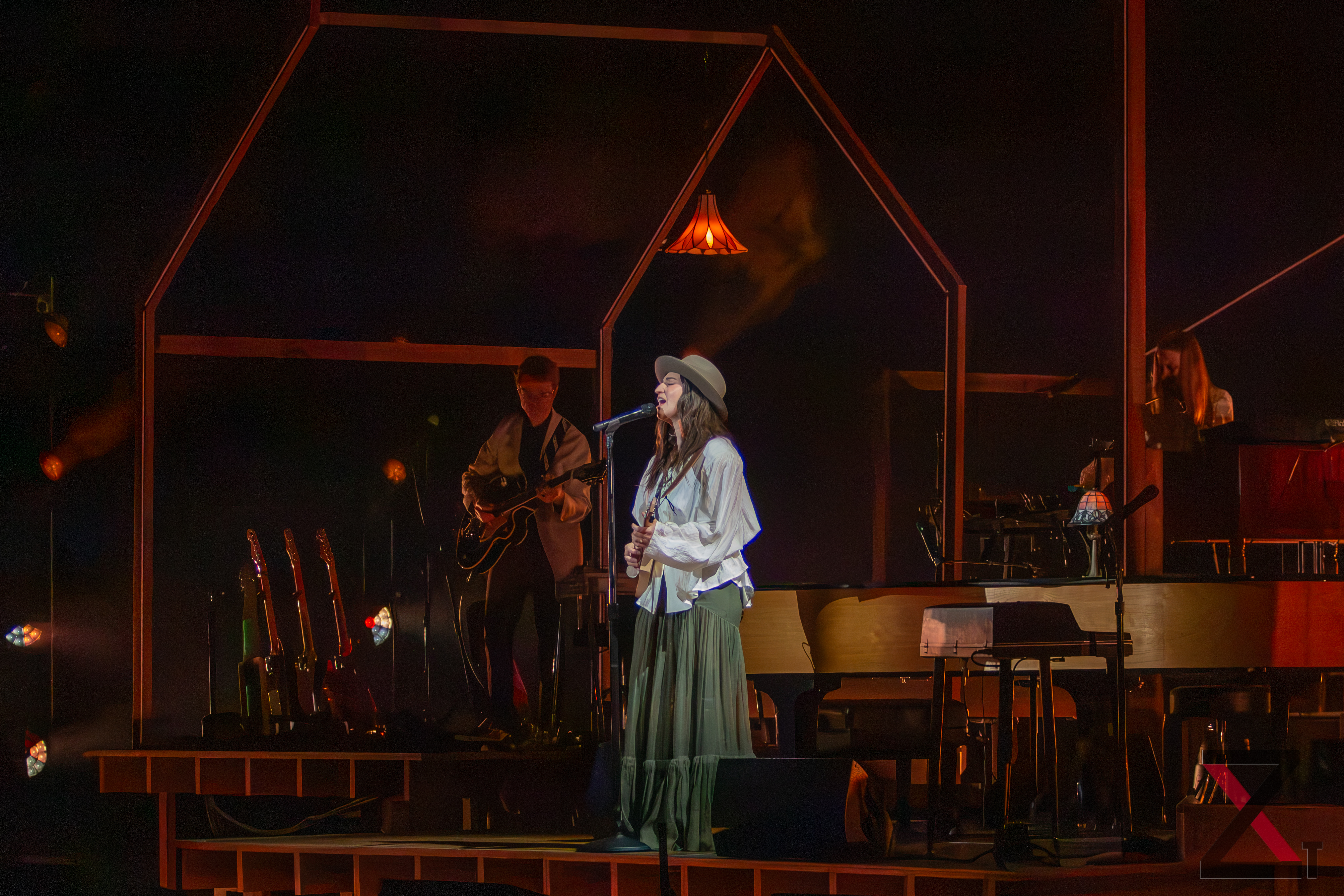 Sara Bareilles’ Good Grief Tour: Storytelling and Emotion through Music